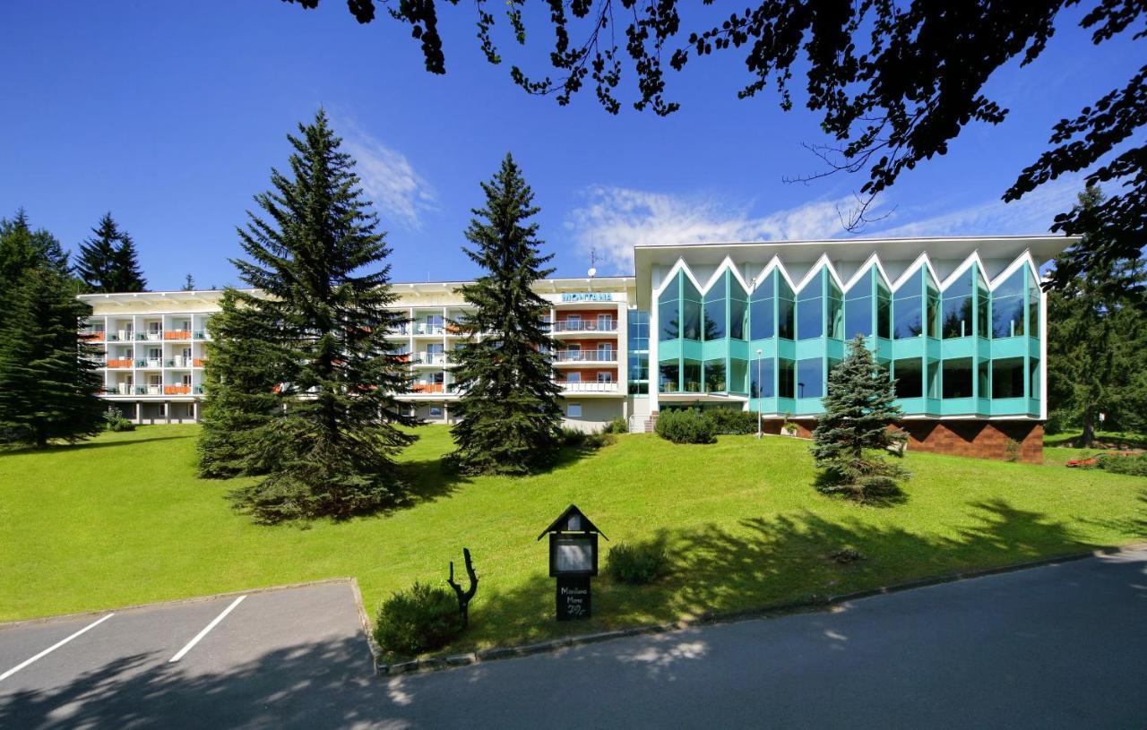 Interhotel Montana Špindlerŭv Mlýn Eksteriør billede